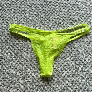 Pink Victoria’s Secret Thong - NWT